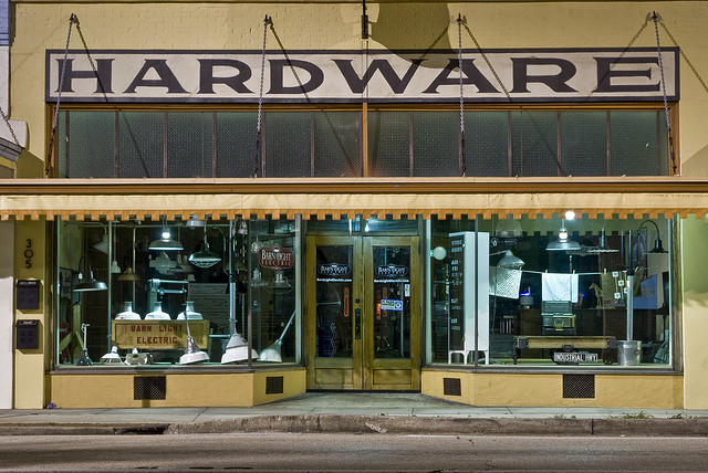 3934175392_a22a526274_z